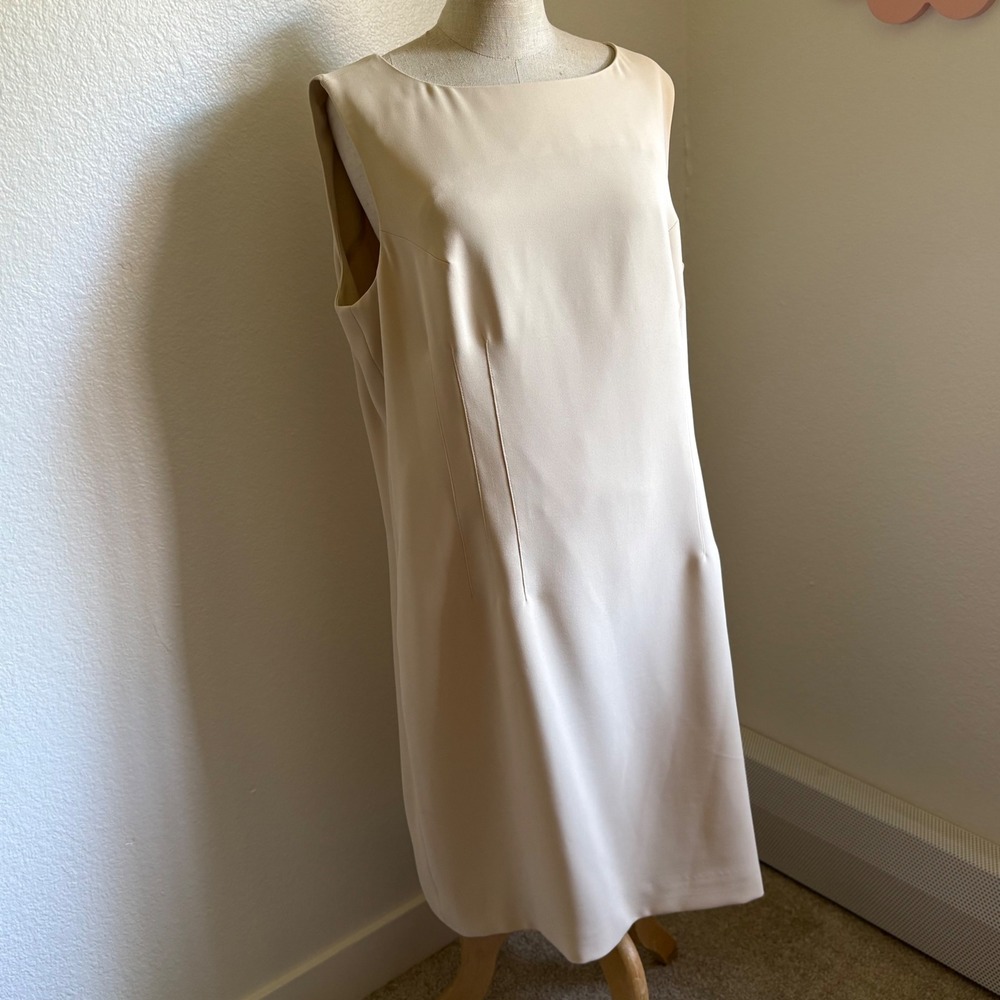 Laura Scott Beige Sleeveless Shift Dress Tan Sheath Career Formal Size 18
